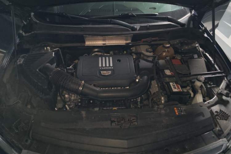 Used Cadillac XT6 2021 2.0T 6-Seater Two-Wheel Drive Luxury Version Engine Bay
