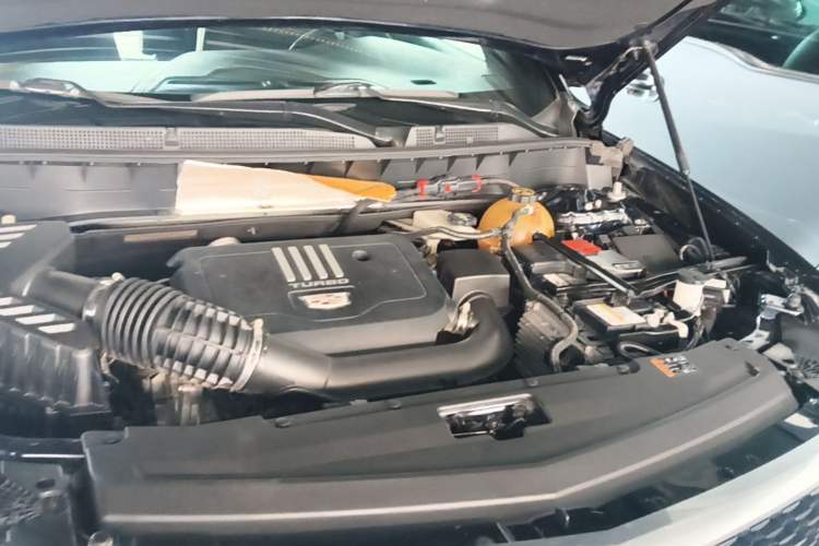Used Cadillac XT6 2021 28T Six-Seater Four-Wheel-Drive Luxury Version Engine Bay