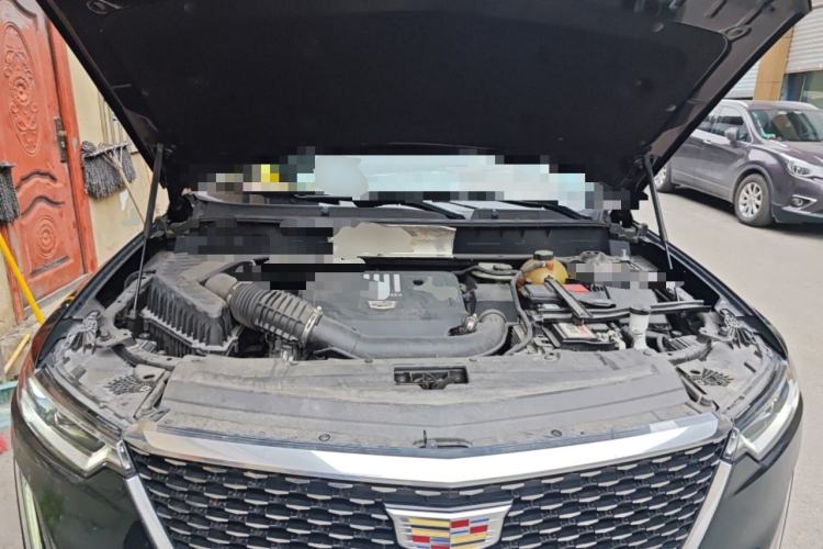 Used Cadillac XT6 2021 28T Six-Seater Four-Wheel-Drive Luxury Version Engine Bay