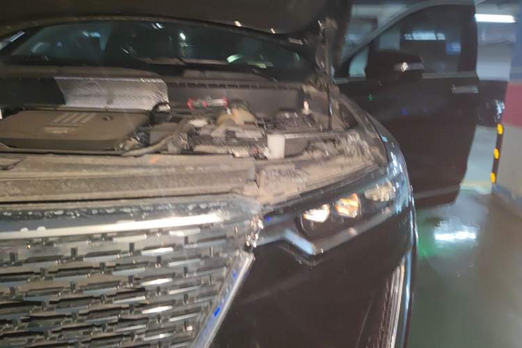 Used Cadillac XT6 2021 28T Six-Seater Four-Wheel-Drive Luxury Version Engine Bay Left