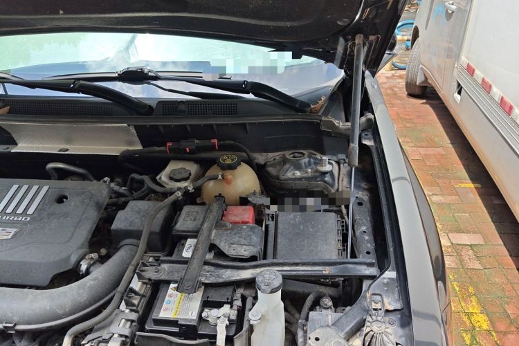 Used Cadillac XT6 2021 28T Six-Seater Luxury Version Engine Bay Left