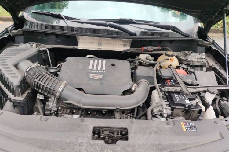 Used Cadillac XT6 2021 2.0T Six-Seater Four-Wheel-Drive Prestige Version Engine Bay