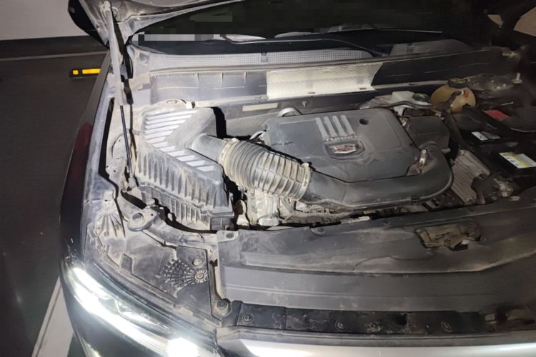 Used Cadillac XT6 2021 28T 7-Seater Four-Wheel Drive Luxury Version Engine Bay Right
