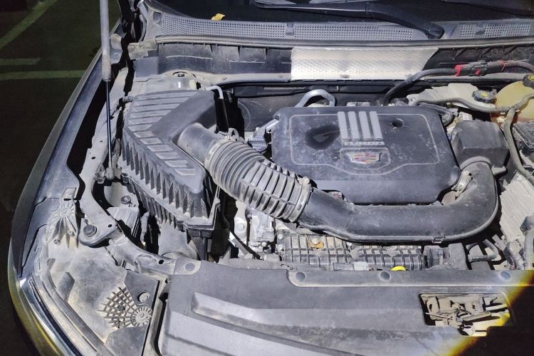 Used Cadillac XT6 2021 2.0T Seven-Seater Four-Wheel Drive Luxury Version Engine Bay Right