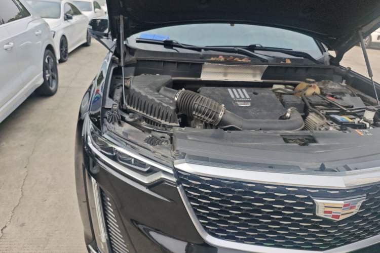 Used Cadillac XT6 2021 28T Six-Seater Four-Wheel-Drive Luxury Version Engine Bay Right