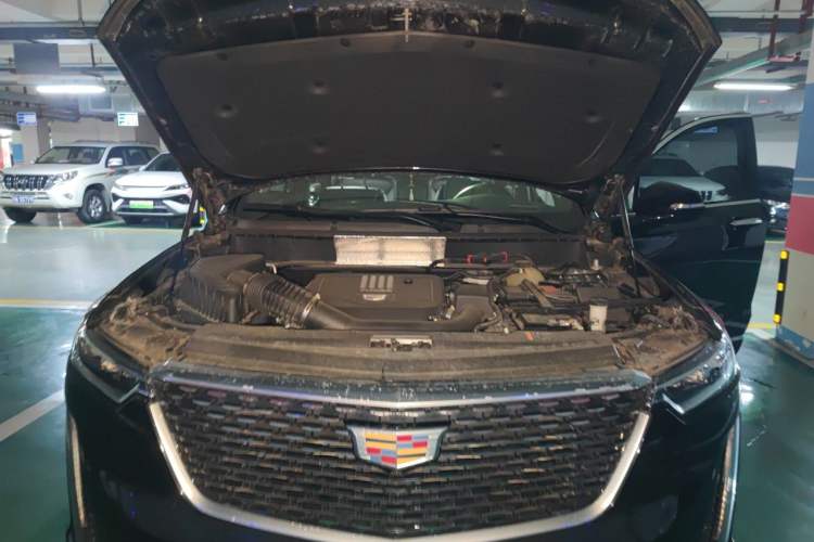 Used Cadillac XT6 2021 28T Six-Seater Four-Wheel-Drive Luxury Version Engine Bay