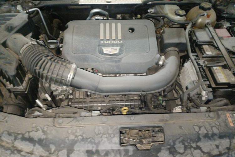 Used Cadillac XT6 2021 2.0T Six-Seater Four-Wheel-Drive Luxury Version Engine Bay