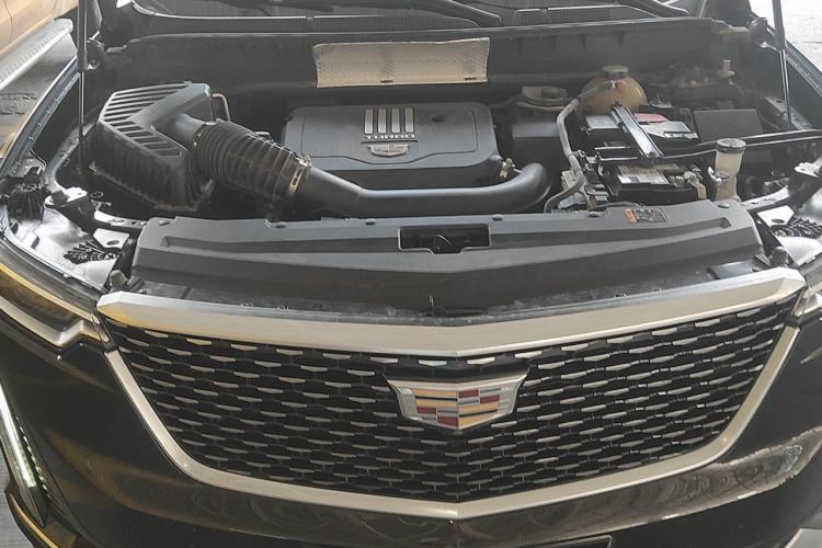 Used Cadillac XT6 2021 28T Six-Seater Four-Wheel-Drive Luxury Version Engine Bay