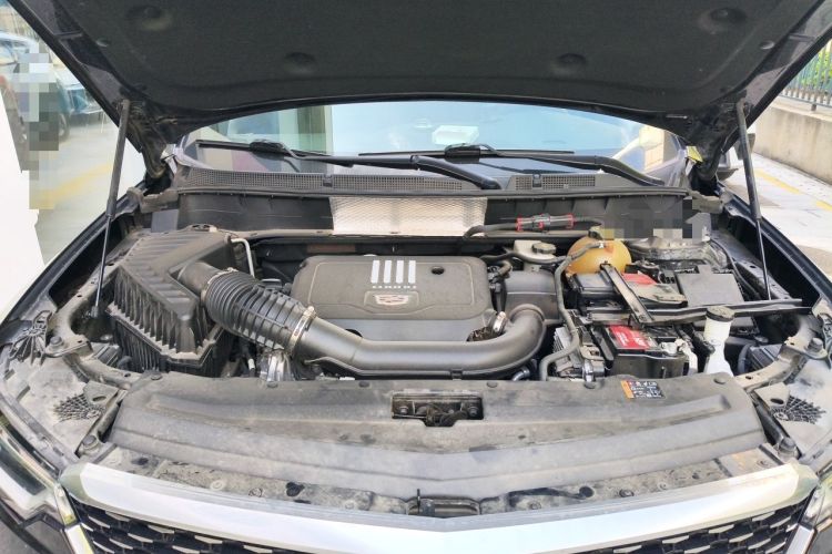 Used Cadillac XT6 2021 2.0T 6-Seater Two-Wheel Drive Luxury Version Engine Bay