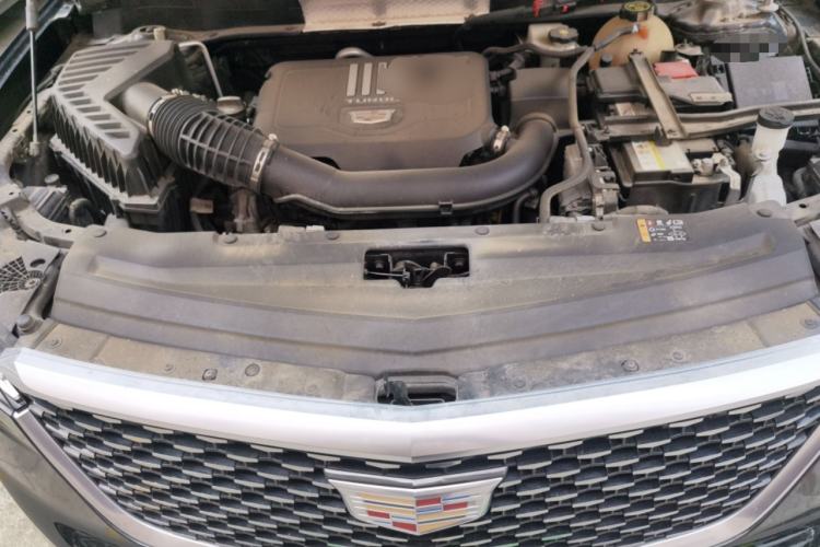 Used Cadillac XT6 2021 2.0T 7-Seater Four-Wheel Drive Luxury Version Engine Bay