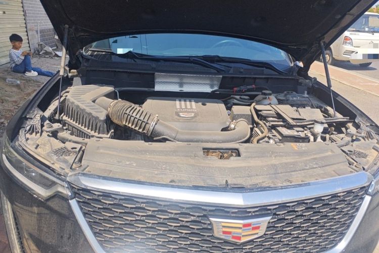 Used Cadillac XT6 2021 28T Six-Seater Four-Wheel-Drive Luxury Version Engine Bay