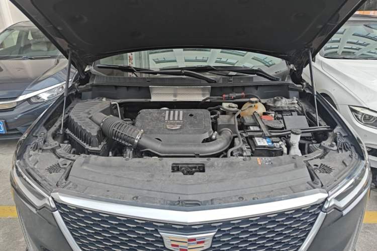 Used Cadillac XT6 2021 2.0T 7-Seater Two-Wheel-Drive Luxury Version Engine Bay