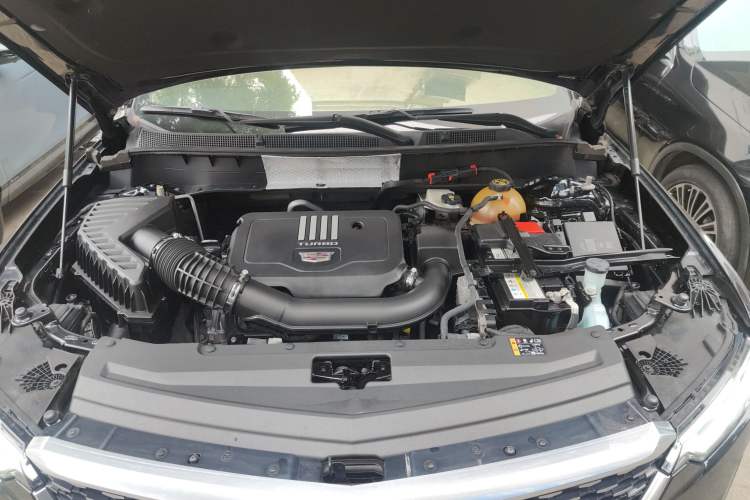 Used Cadillac XT6 2021 2.0T 7-Seater Two-Wheel-Drive Luxury Version Engine Bay