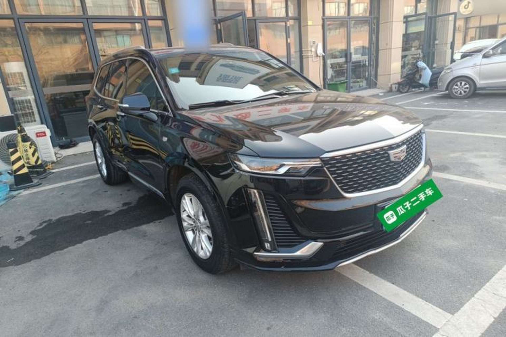 Used Cadillac XT6 2021 28T Six-Seater Fashion Edition Exterior 1