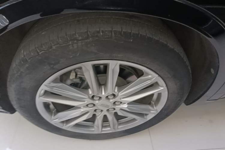 Used Cadillac XT6 2021 2.0T 6-Seater Two-Wheel Drive Luxury Version Exterior 4