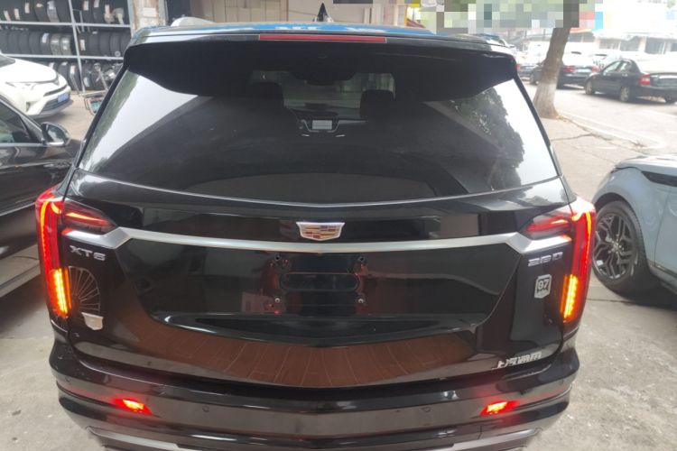 Used Cadillac XT6 2021 2.0T 7-Seater Two-Wheel-Drive Luxury Version Exterior 4