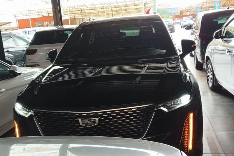 Used Cadillac XT6 2021 28T Six-Seater Four-Wheel-Drive Luxury Version Front