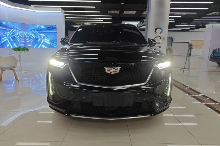 Used Cadillac XT6 2021 28T Six-Seater Luxury Sporty Enjoy-the-Comfort Safety Edition Front