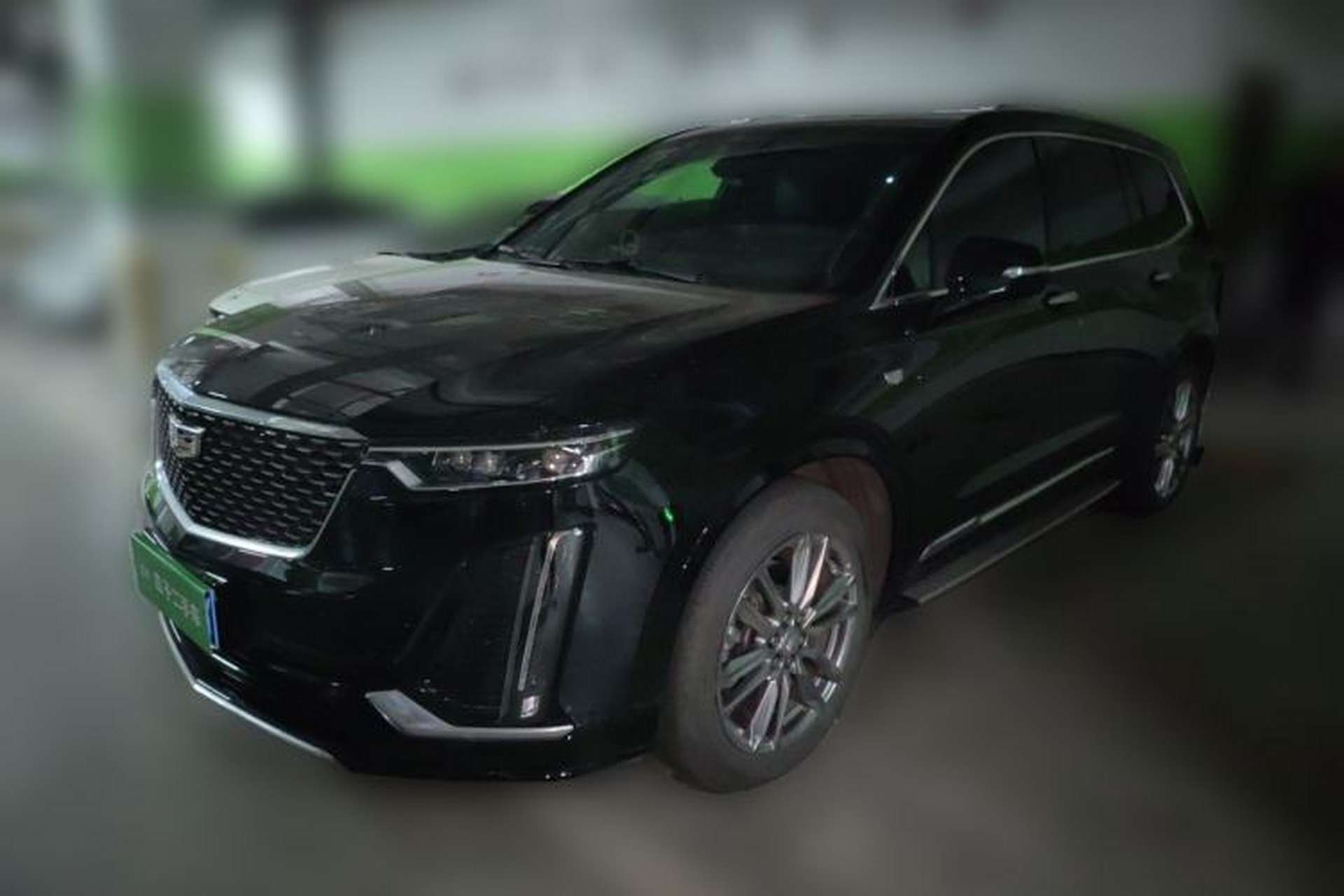 Used Cadillac XT6 2021 2.0T 6-Seater Two-Wheel Drive Luxury Version Front Left 45 Deg