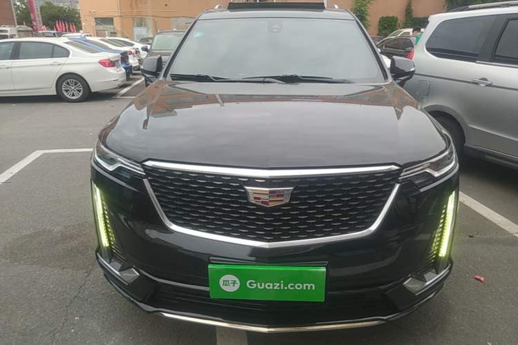 Used Cadillac XT6 2021 28T Six-Seater Fashion Edition Front