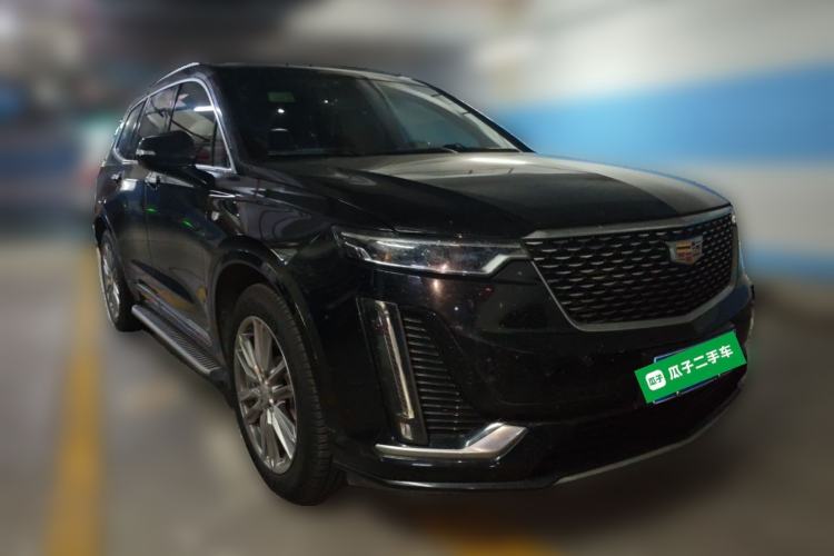 Used Cadillac XT6 2021 2.0T 7-Seater Two-Wheel-Drive Luxury Version Front Right 45 Deg