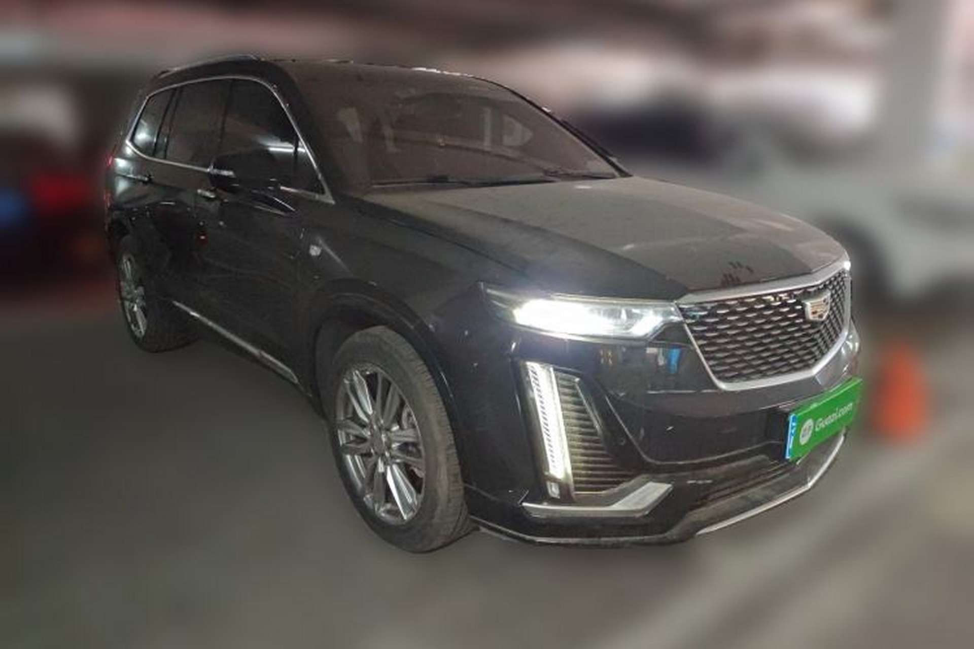 Used Cadillac XT6 2021 2.0T Six-Seater Four-Wheel-Drive Luxury Version Front Right 45 Deg