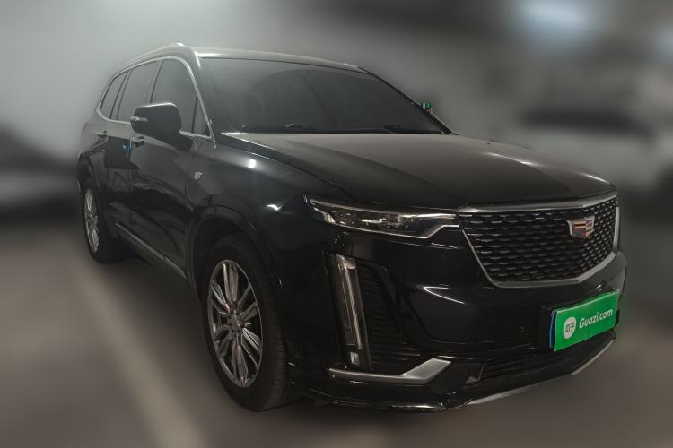 Used Cadillac XT6 2021 28T 7-Seater Four-Wheel Drive Luxury Version Front Right 45 Deg