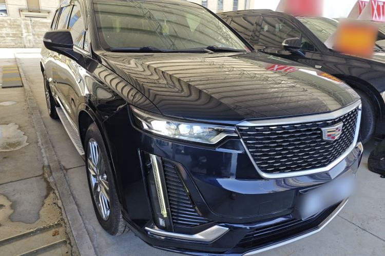 Used Cadillac XT6 2021 2.0T 7-Seater Four-Wheel Drive Luxury Version Front Right 45 Deg