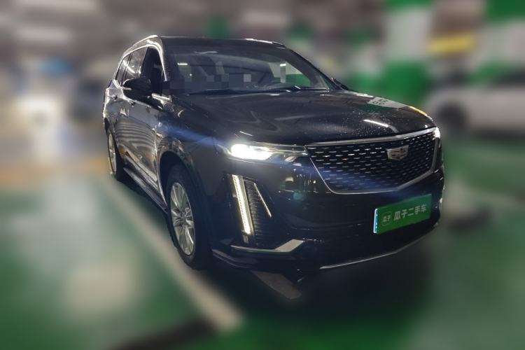 Used Cadillac XT6 2021 28T Six-Seater Fashion Edition Front Right 45 Deg