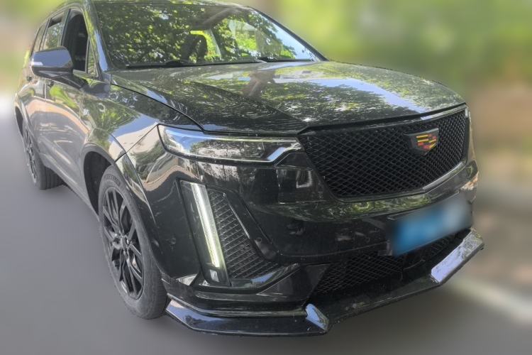 Used Cadillac XT6 2021 28T Six-Seater Four-Wheel-Drive Platinum Sport Edition Front Right 45 Deg