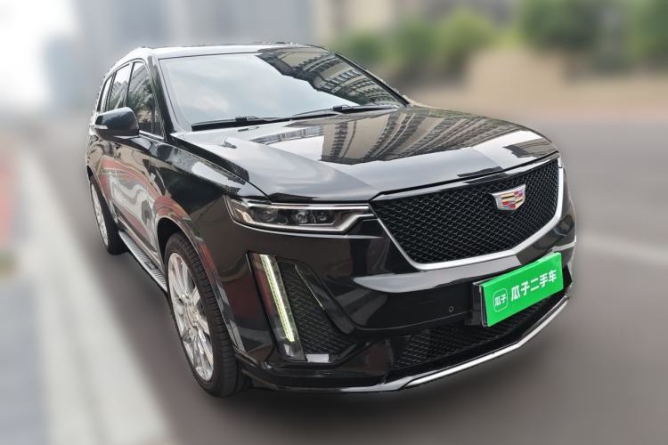 Used Cadillac XT6 2021 Revised Version 2.0T 6-Seater Four-Wheel Drive Premium Edition Front Right 45 Deg