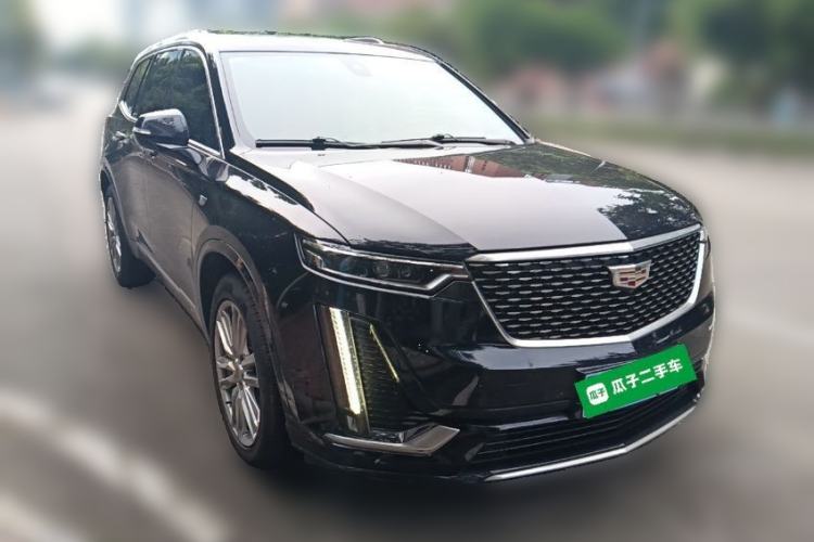 Used Cadillac XT6 2021 2.0T 7-Seater Two-Wheel-Drive Luxury Version Front Right 45 Deg