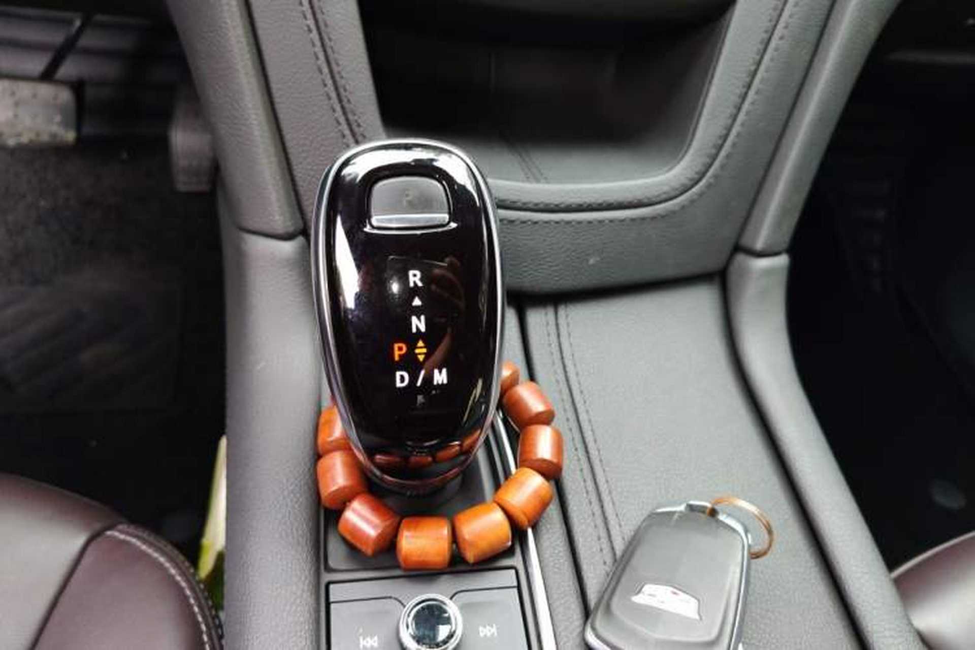 Used Cadillac XT6 2021 2.0T Six-Seater Four-Wheel-Drive Luxury Version Gear Lever