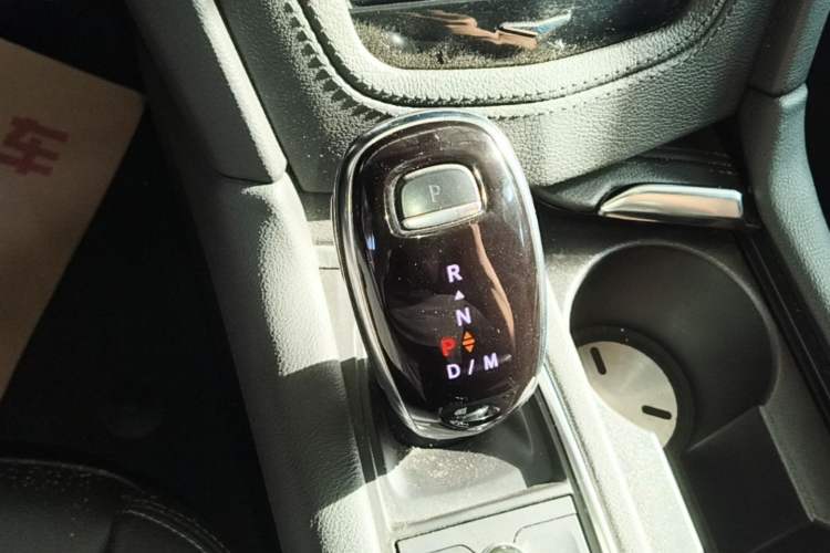 Used Cadillac XT6 2021 2.0T Six-Seater Four-Wheel-Drive Luxury Version Gear Lever