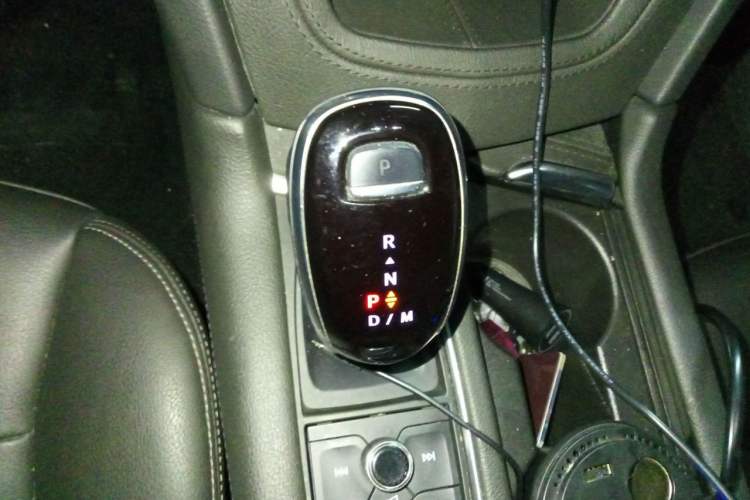 Used Cadillac XT6 2021 2.0T Seven-Seater Four-Wheel Drive Luxury Version Gear Lever