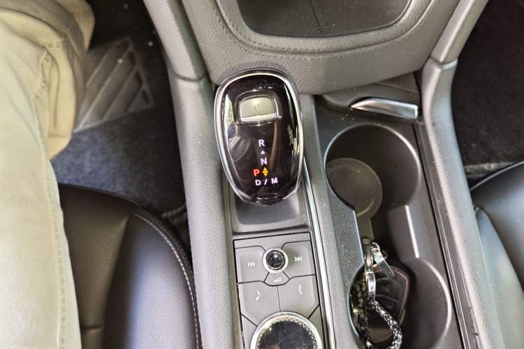 Used Cadillac XT6 2021 28T Six-Seater Luxury Version Gear Lever
