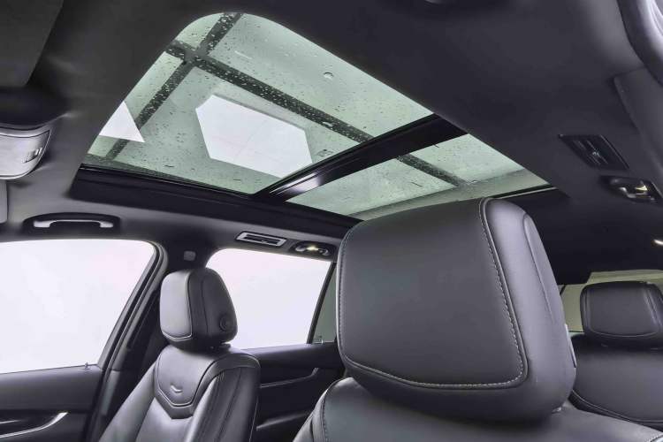 Used Cadillac XT6 2021 2.0T 7-Seater Four-Wheel Drive Luxury Version Headliner