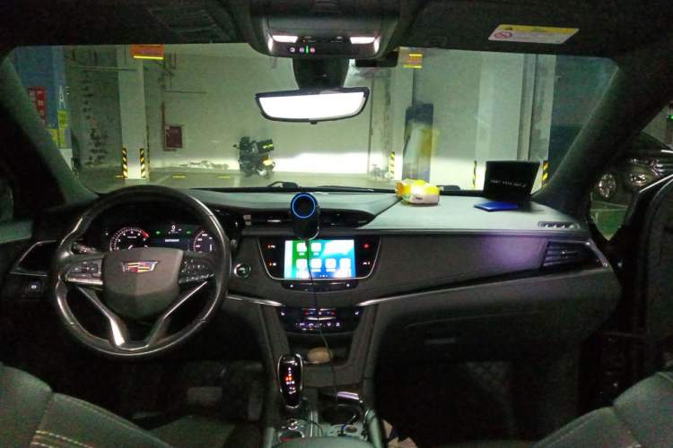 Used Cadillac XT6 2021 2.0T Seven-Seater Four-Wheel Drive Luxury Version Headliner