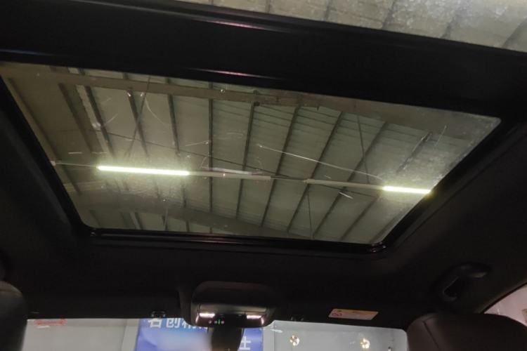 Used Cadillac XT6 2021 28T Six-Seater Luxury Version Headliner