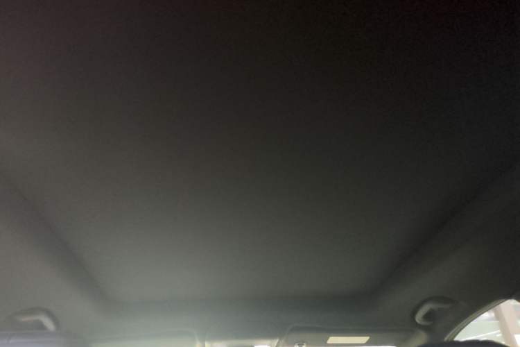 Used Cadillac XT6 2021 28T Six-Seater Luxury Version Headliner