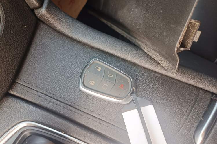 Used Cadillac XT6 2021 28T Six-Seater Fashion Edition Interior 1