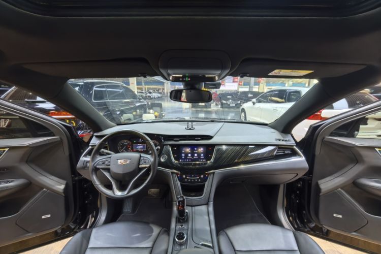 Used Cadillac XT6 2021 2.0T 7-Seater Four-Wheel Drive Luxury Version Interior 1