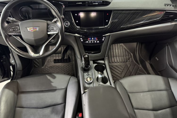 Used Cadillac XT6 2021 2.0T Six-Seater Four-Wheel-Drive Luxury Version Interior 1