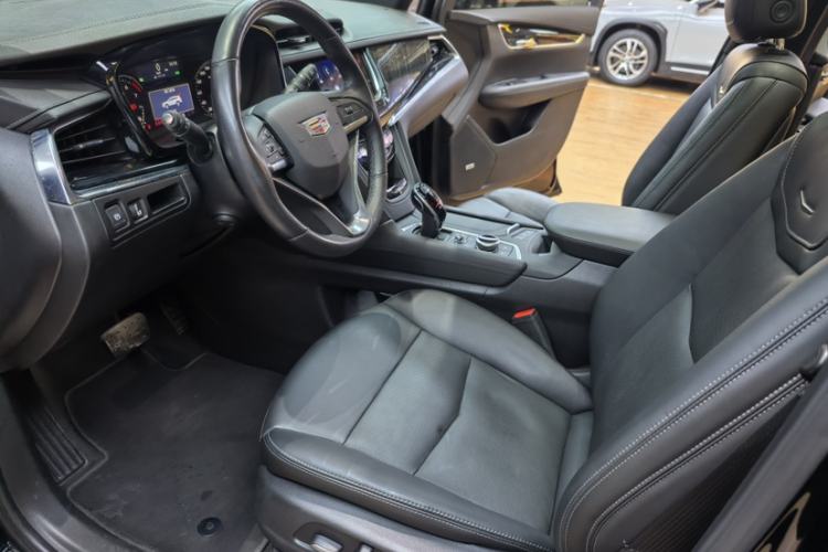Used Cadillac XT6 2021 2.0T 7-Seater Four-Wheel Drive Luxury Version Interior 2