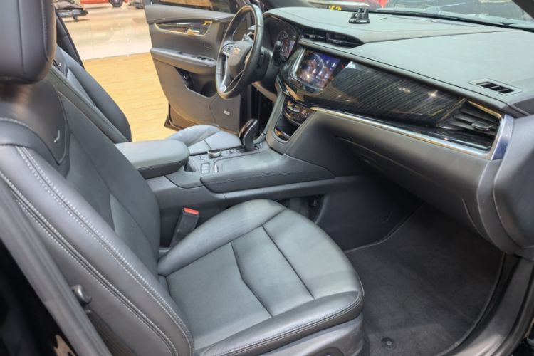 Used Cadillac XT6 2021 2.0T 7-Seater Four-Wheel Drive Luxury Version Interior 4