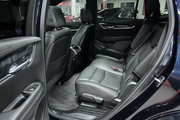 Used Cadillac XT6 2021 2.0T 7-Seater Two-Wheel-Drive Luxury Version Interior 5