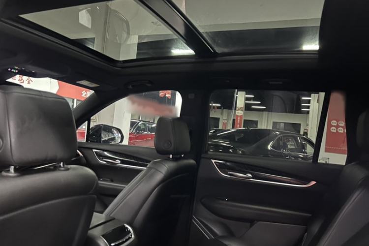 Used Cadillac XT6 2021 2.0T 7-Seater Two-Wheel-Drive Luxury Version Interior 6