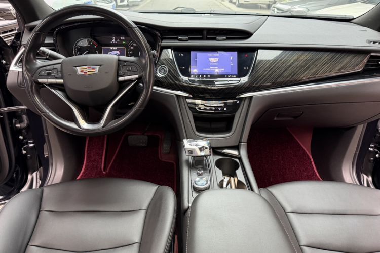 Used Cadillac XT6 2021 2.0T 6-Seater Two-Wheel Drive Luxury Version Interior 7