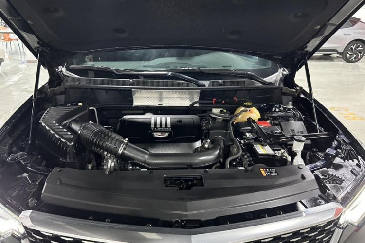 Used Cadillac XT6 2021 2.0T 7-Seater Two-Wheel-Drive Luxury Version Interior 8