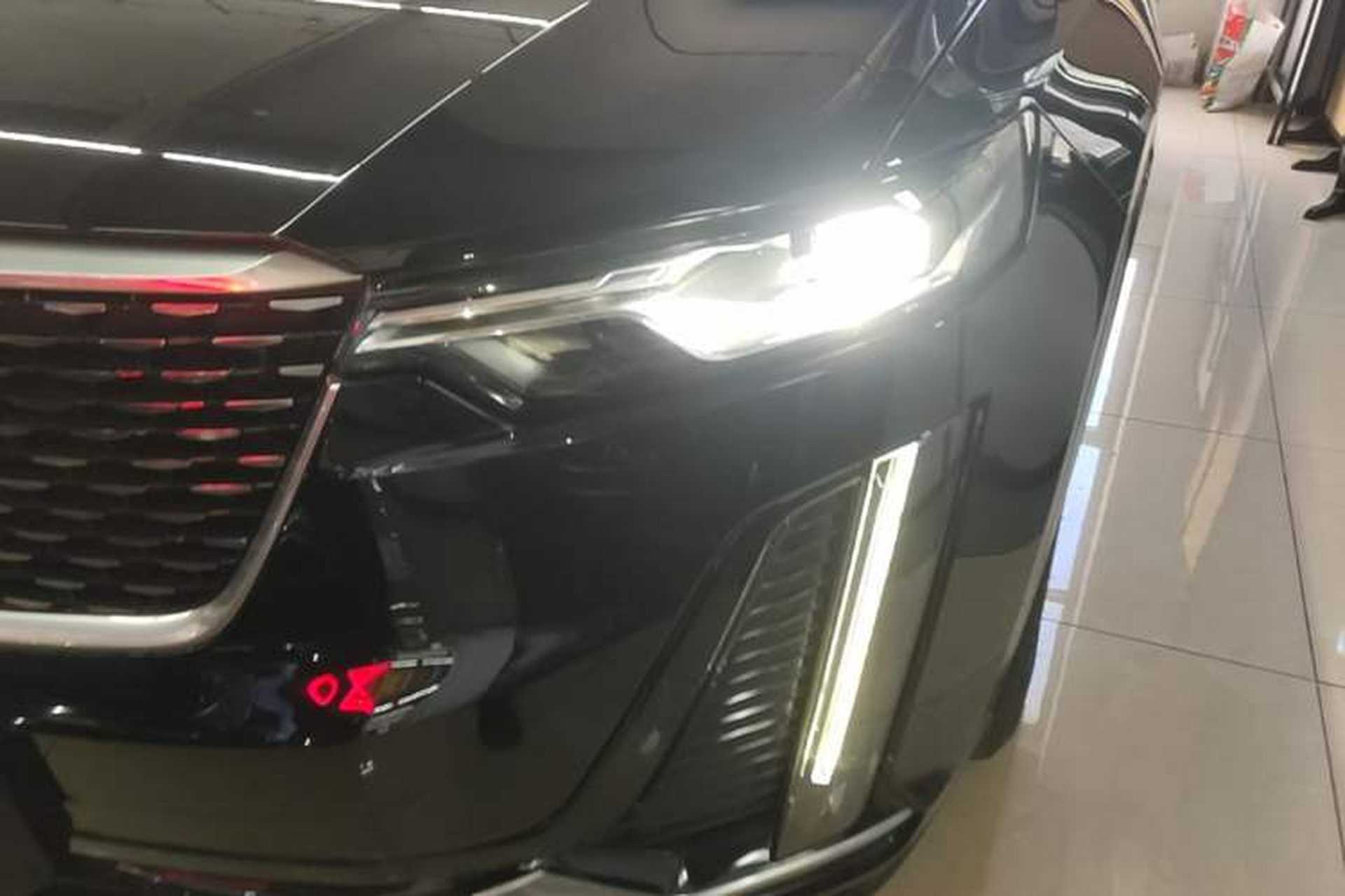 Used Cadillac XT6 2021 28T Six-Seater Four-Wheel-Drive Fashion Edition Left Front Headlight